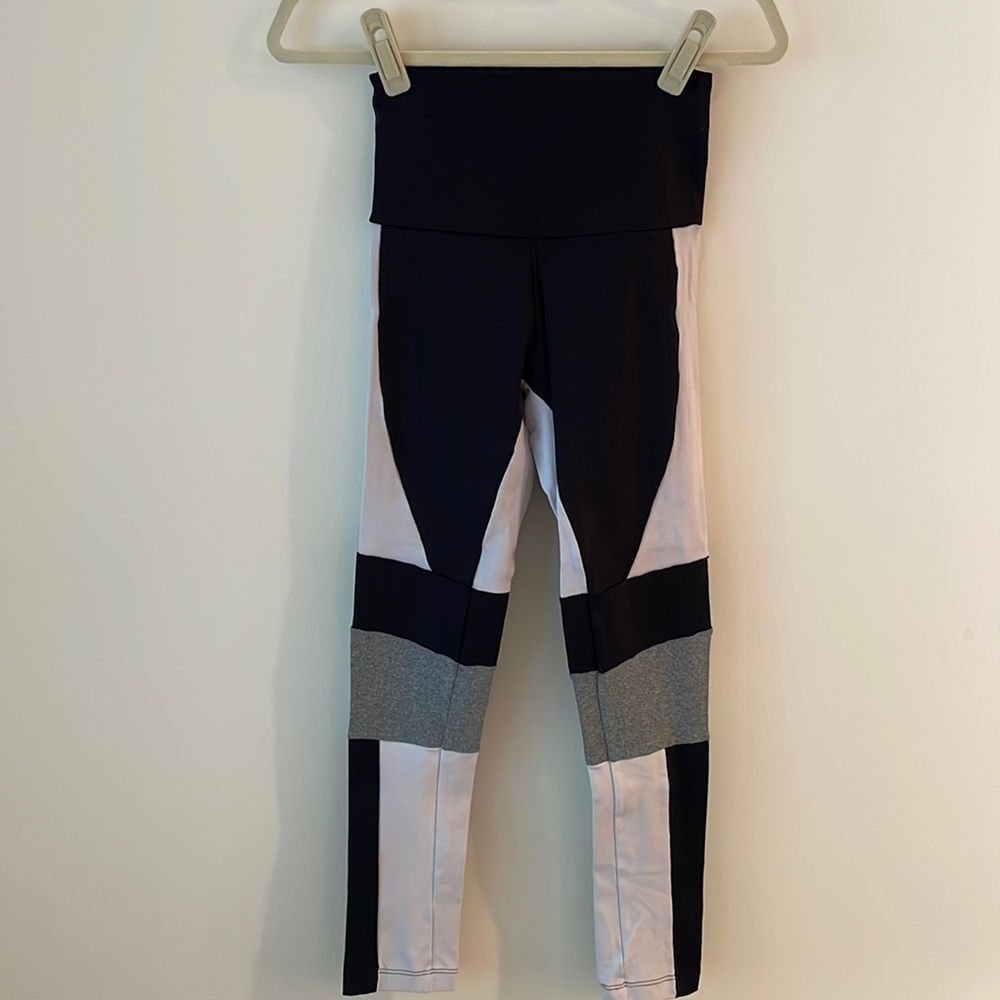 Port De Bras Legging Medium